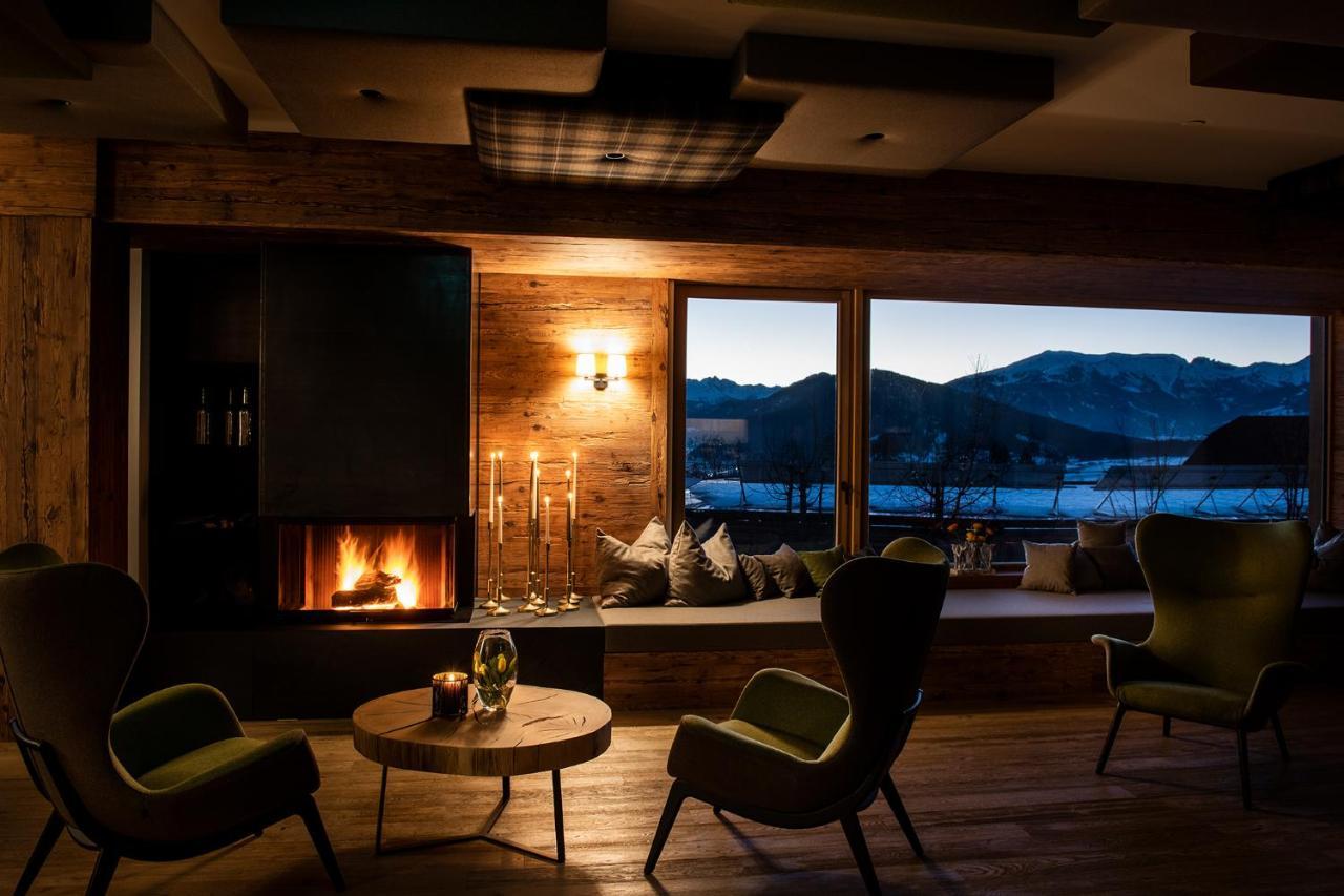 Lerchpeuntgut Alpenfreud Apartments タムスヴェーク エクステリア 写真