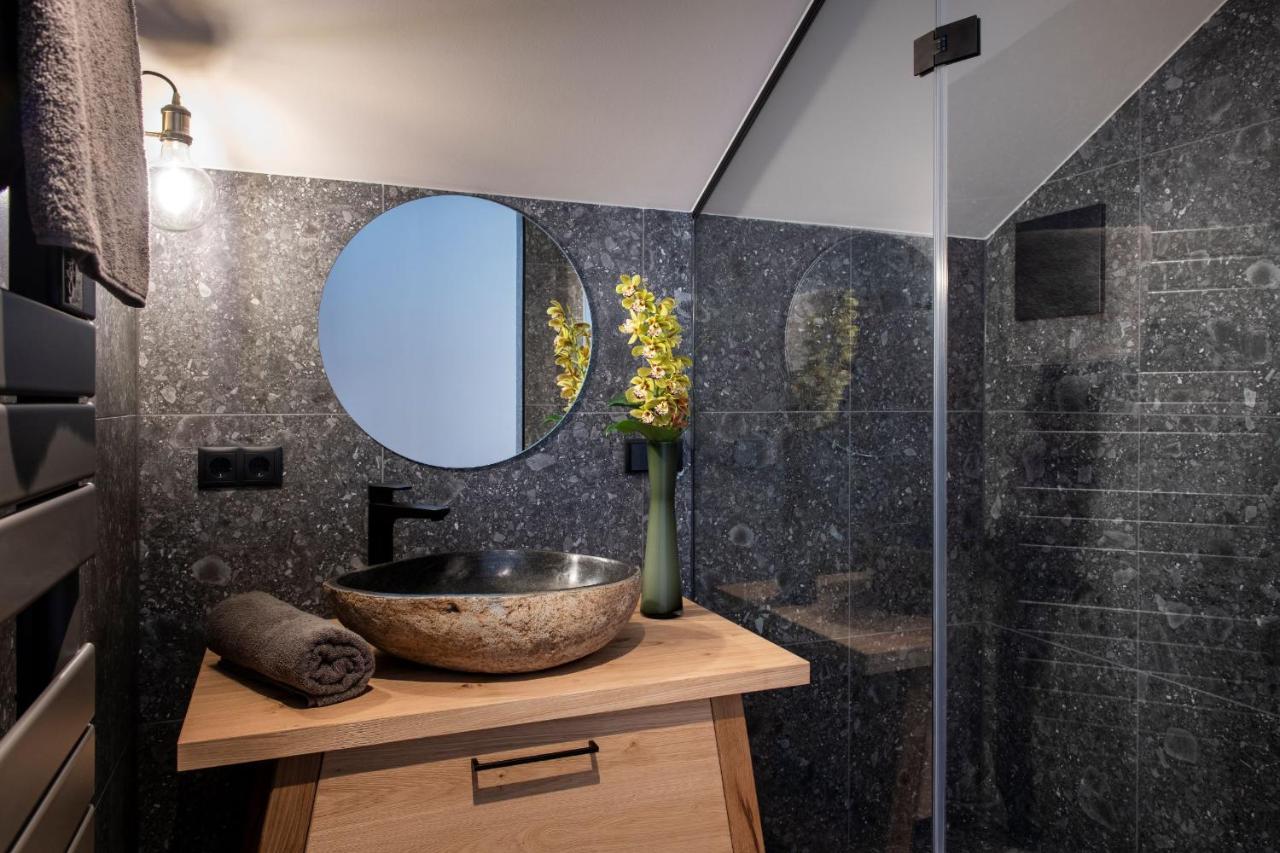 Lerchpeuntgut Alpenfreud Apartments タムスヴェーク エクステリア 写真