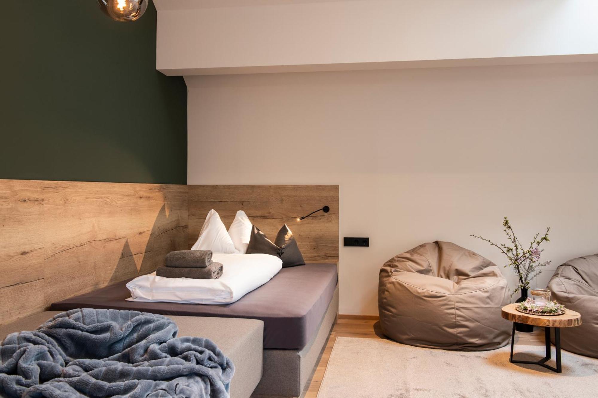 Lerchpeuntgut Alpenfreud Apartments タムスヴェーク エクステリア 写真